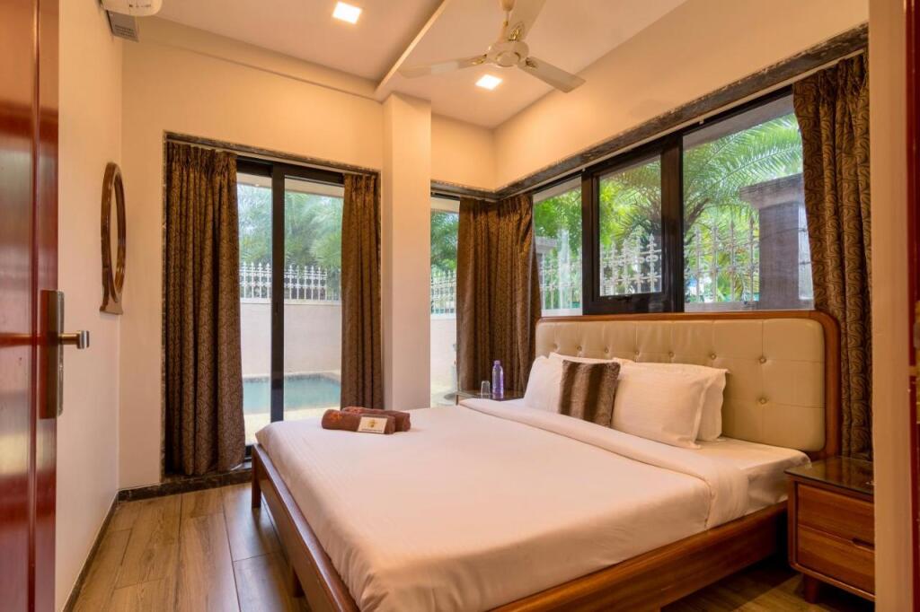 Лонавала: SaffronStays Evelyn Greens, Lonavala - pet-friendly pool villa in a quiet neighbourhood