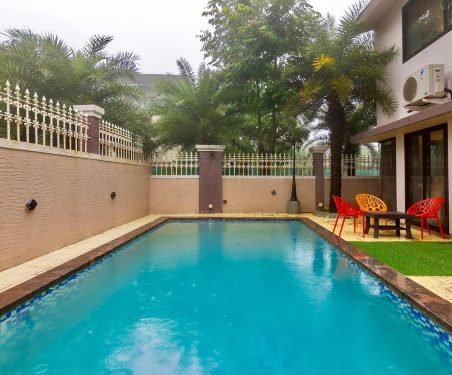 Лонавала: SaffronStays Evelyn Greens, Lonavala - pet-friendly pool villa in a quiet neighbourhood