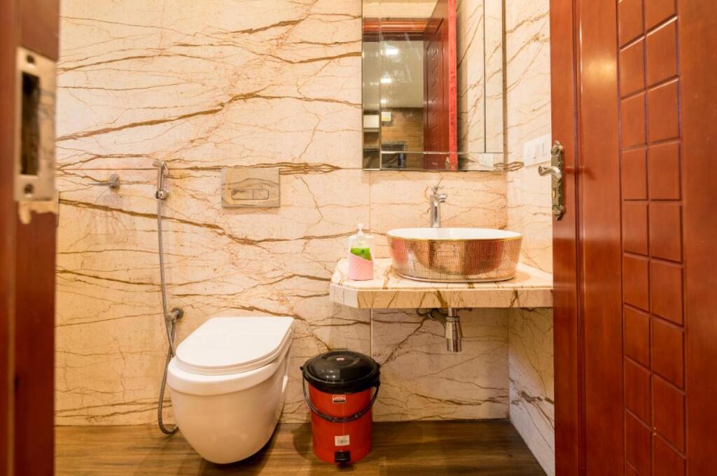 Лонавала: SaffronStays Evelyn Greens, Lonavala - pet-friendly pool villa in a quiet neighbourhood