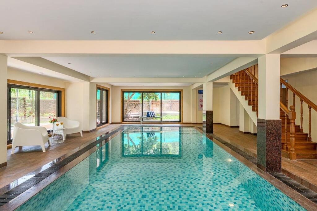 Лонавала: Saffronstays Windermere, Lonavala