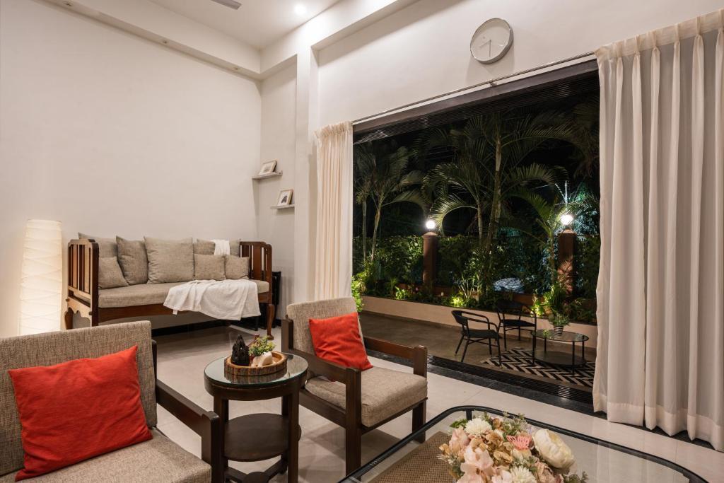 Лонавала: Saffronstays Uno Crest, Lonavala