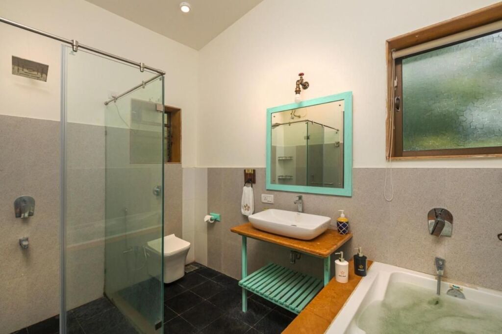 Пляж Мандва: SaffronStays Beach Blues Alibaug