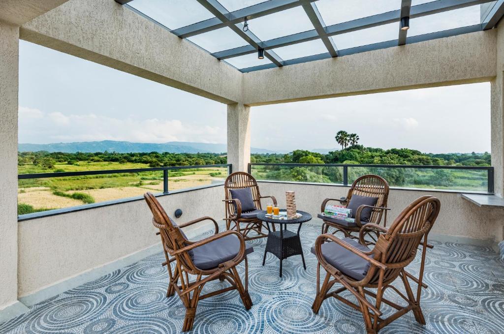 Пляж Мандва: Saffronstays Nishta, Alibaug