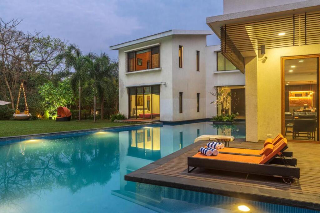 Пляж Мандва: Saffronstays Estella