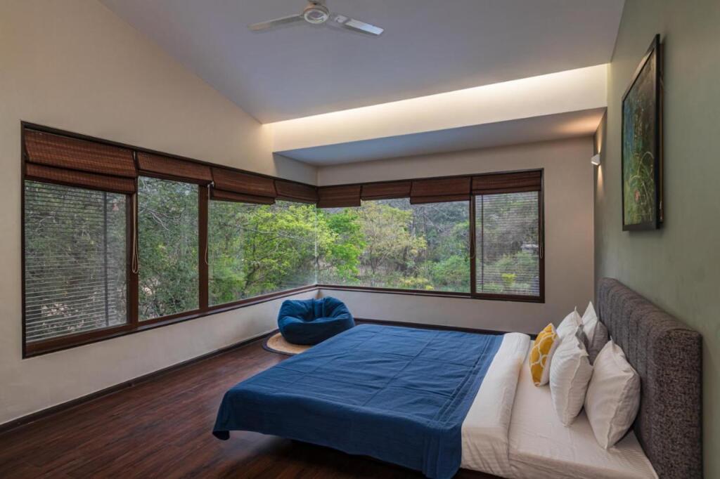 Пляж Мандва: Saffronstays Estella