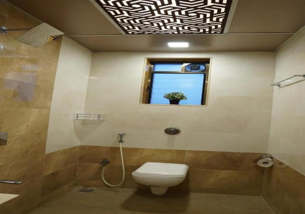 Пляж Мандва: Saffronstays Areca Villa