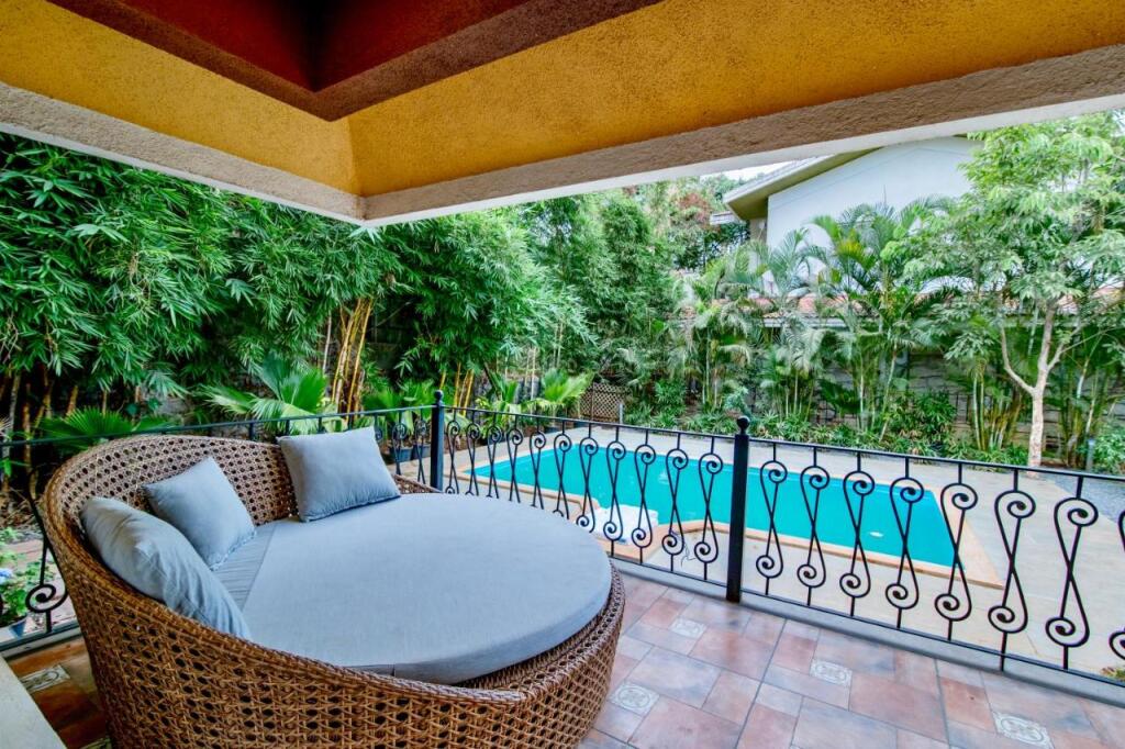 Saffronstays Boulevard Stonehouse, Lonavala — фото 6