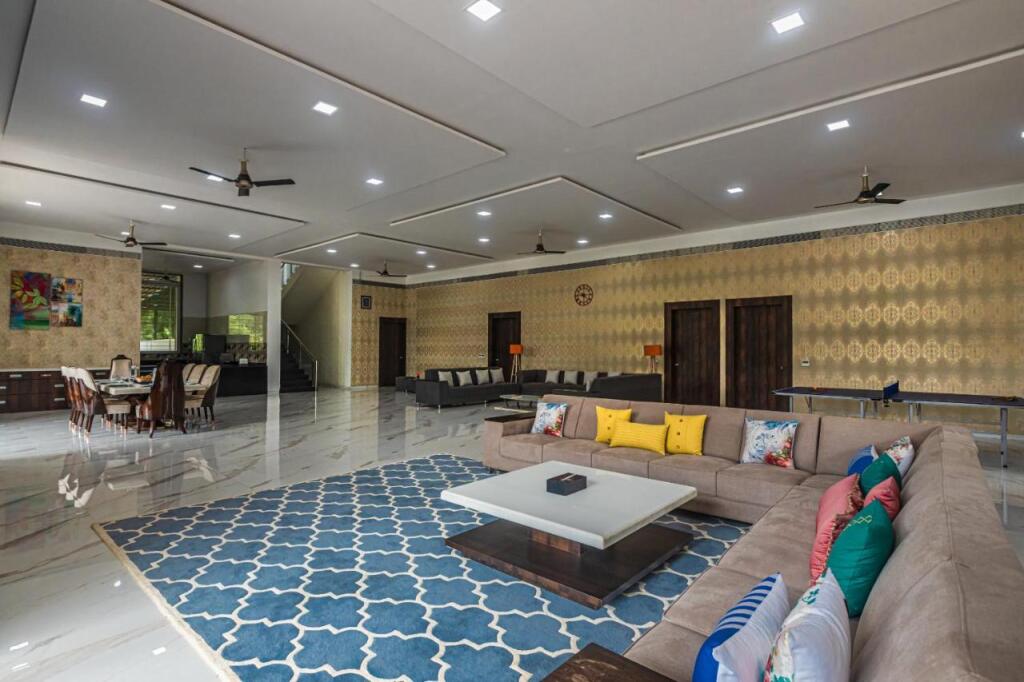 Матеран: Saffronstays Odyssey, Karjat