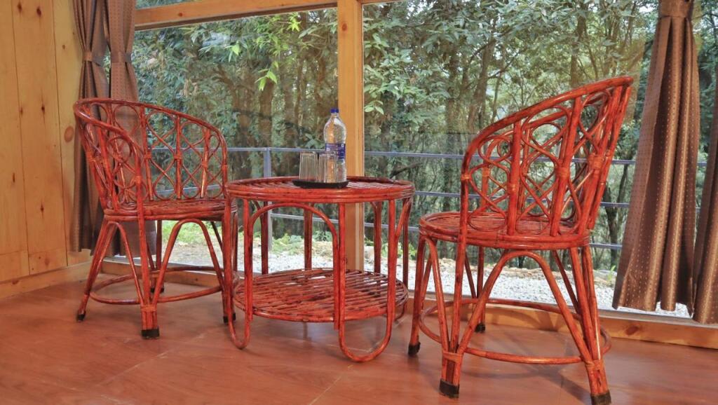 Наинитал: SaffronStays Fourest Uttarakhand