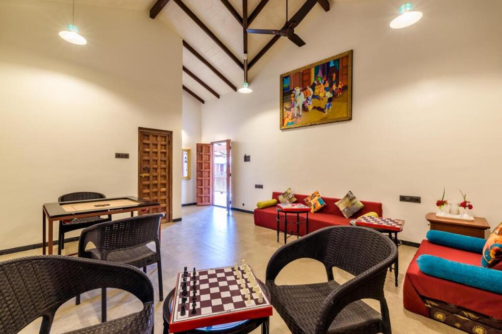 Нашик: SaffronStays Heritage Waada, Nashik