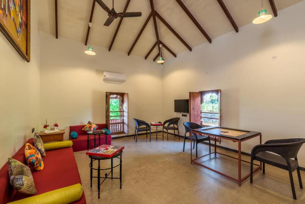 Нашик: SaffronStays Heritage Waada, Nashik