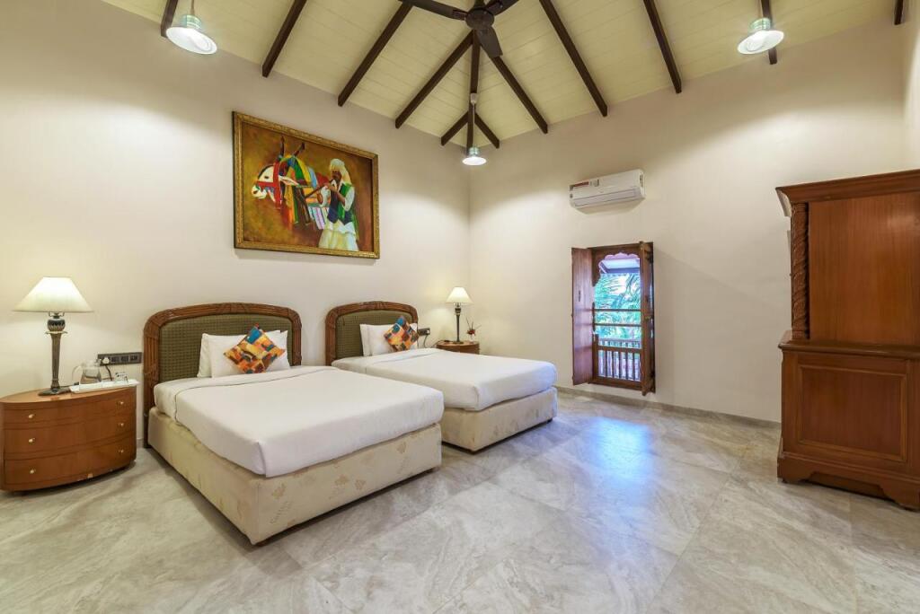Нашик: SaffronStays Heritage Waada, Nashik