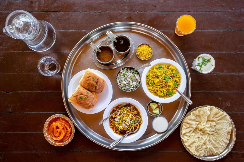 Нашик: SaffronStays Heritage Waada, Nashik