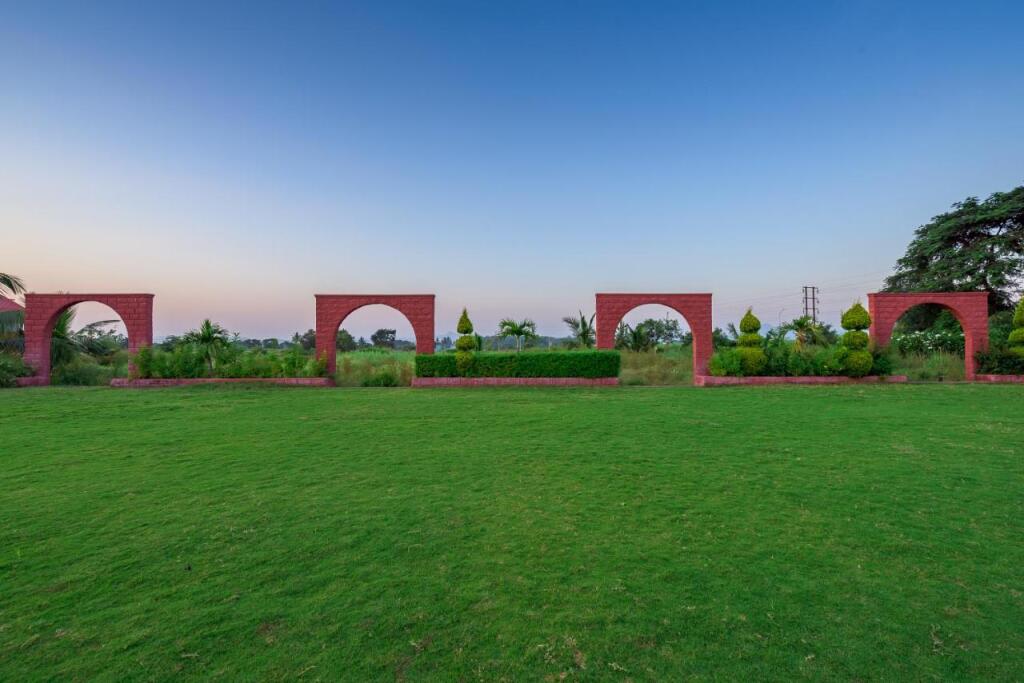 Нашик: SaffronStays Heritage Waada, Nashik