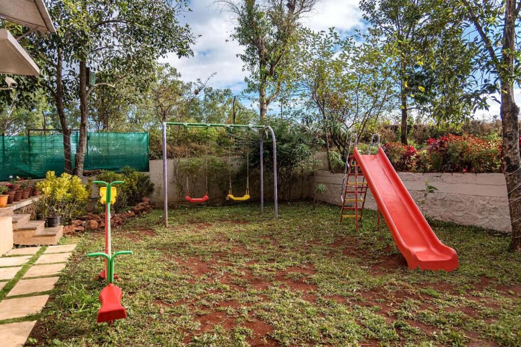 Олд-Махабалешвар: SaffronStays Casa Tranquil, Panchgani - pet-friendly veg only pool villa