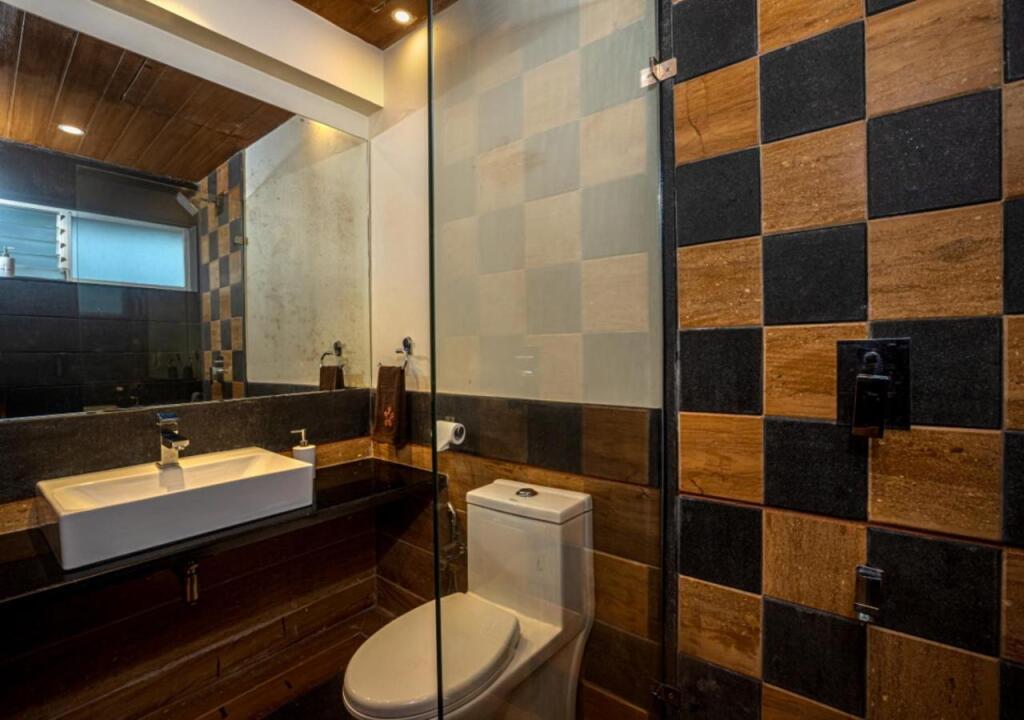 Олд-Махабалешвар: Saffronstays Red Brick House