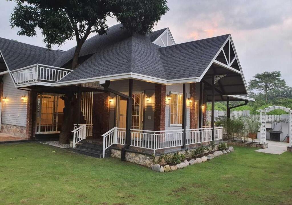 Прем-Нагар: Saffronstays Doon Hideout