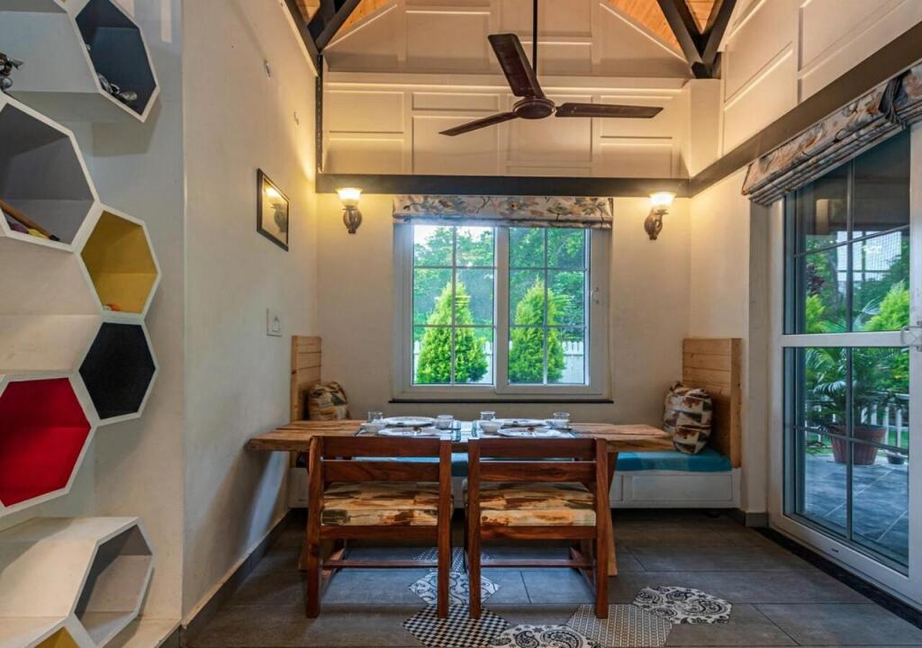 Прем-Нагар: Saffronstays Doon Hideout
