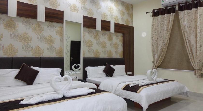 Крепость Jhansi: Hotel Prakshi Palace