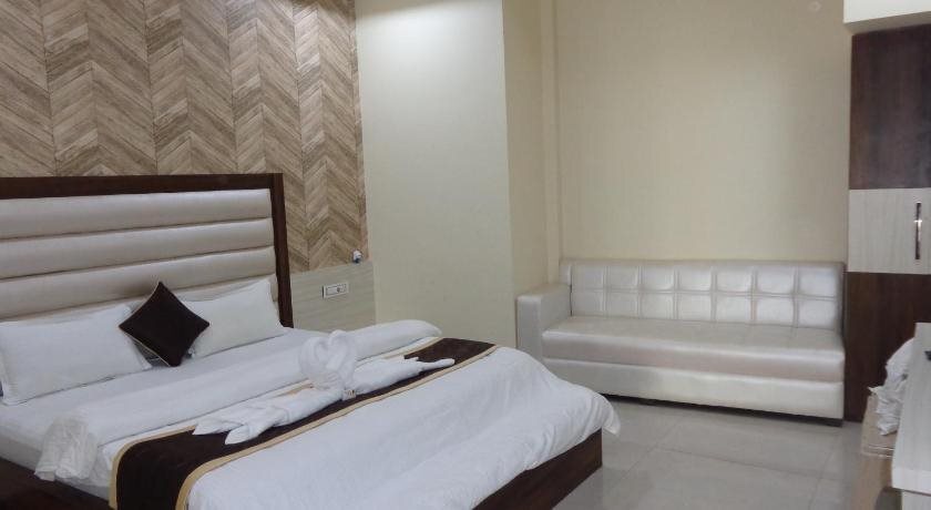 Крепость Jhansi: Hotel Prakshi Palace