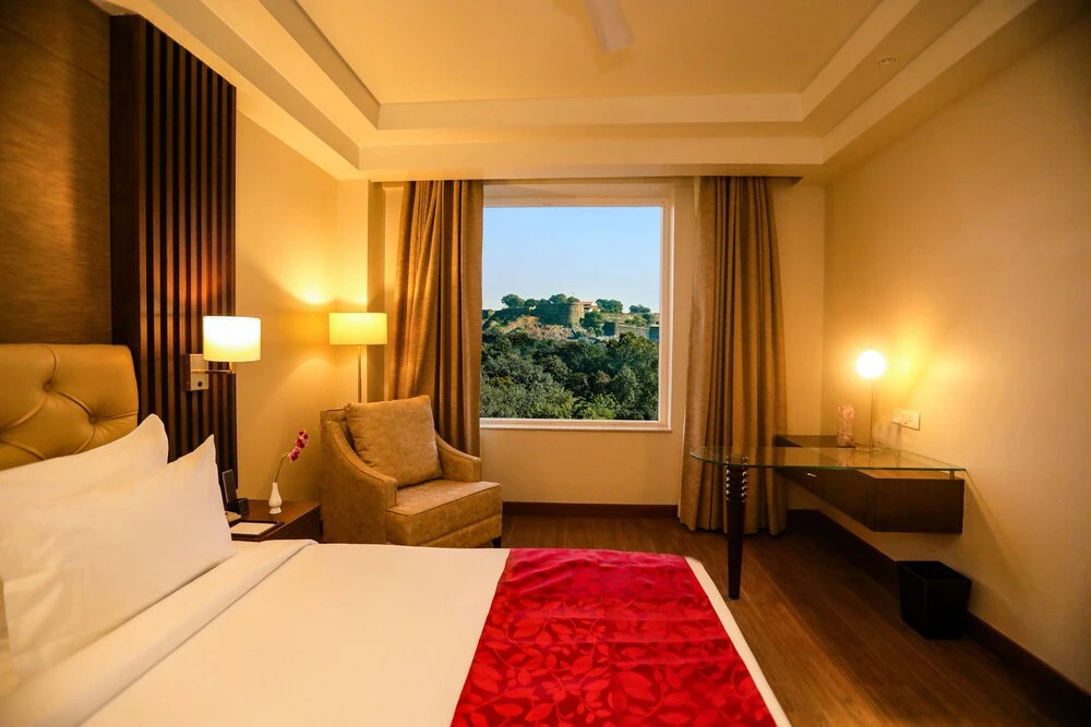 Крепость Jhansi: Regenta Place Jhansi by Royal Orchid Hotels Limited
