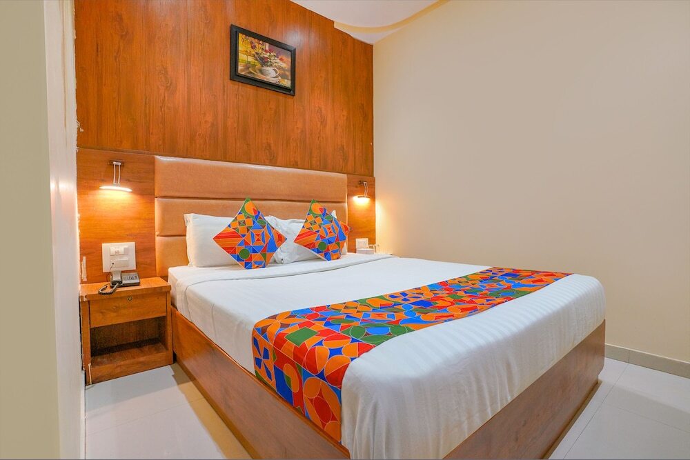 Мумбаи: Fabexpress Colaba Grand
