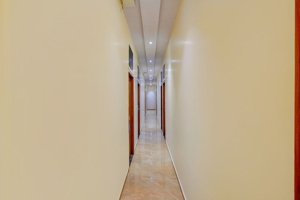 Мумбаи: Fabexpress Colaba Grand