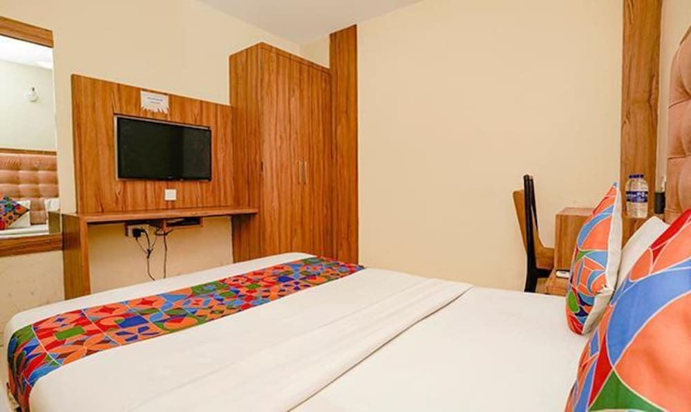 Мумбаи: Fabexpress Emerald Inn