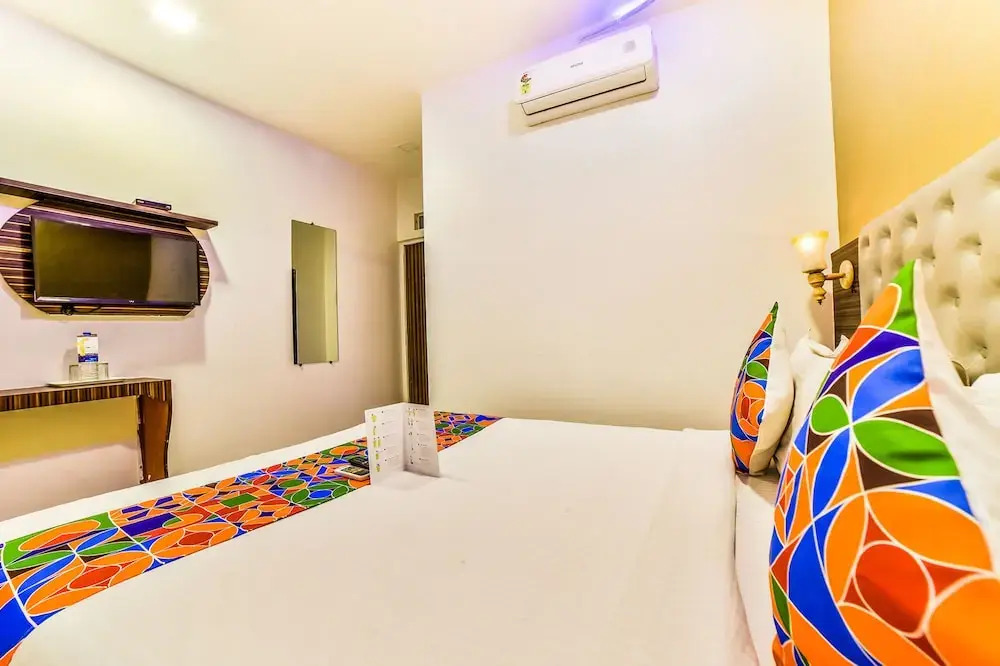 Мумбаи: Fabexpress Bently Palace