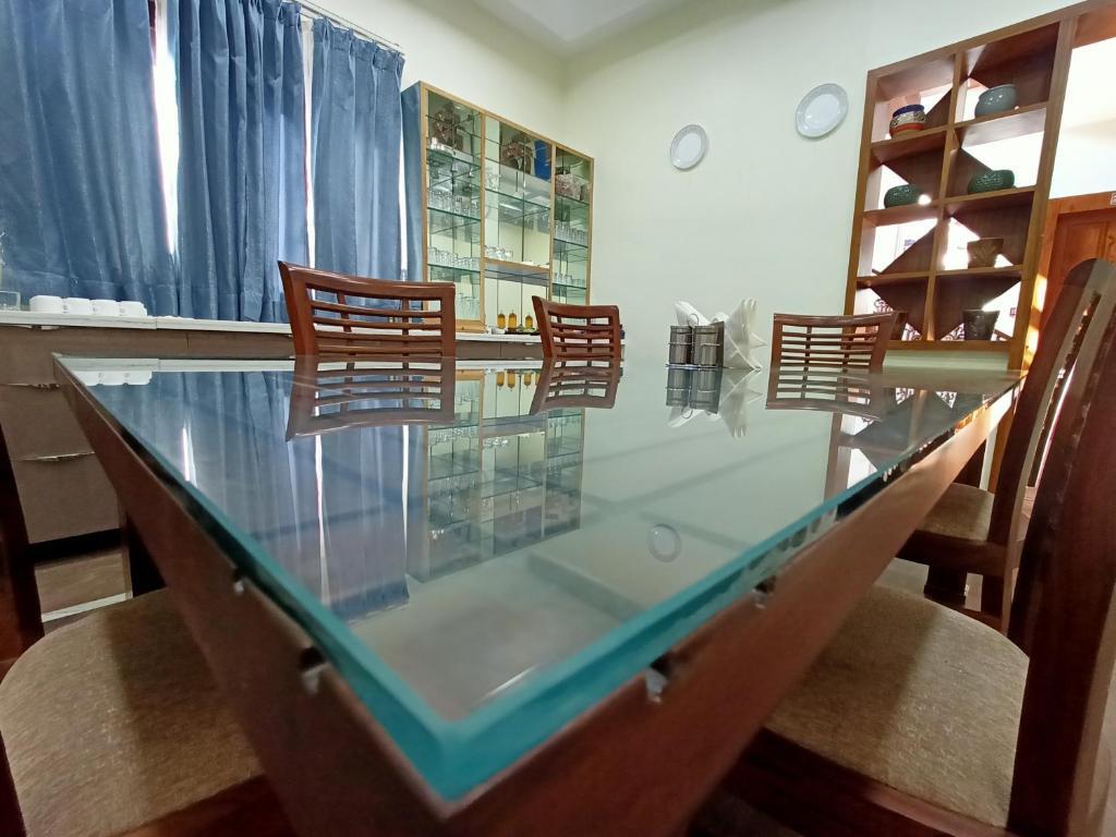 Кангра: Matoshree Club and Resort