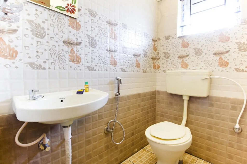 Ути: Fabexpress Grand Castle Hill Resorts