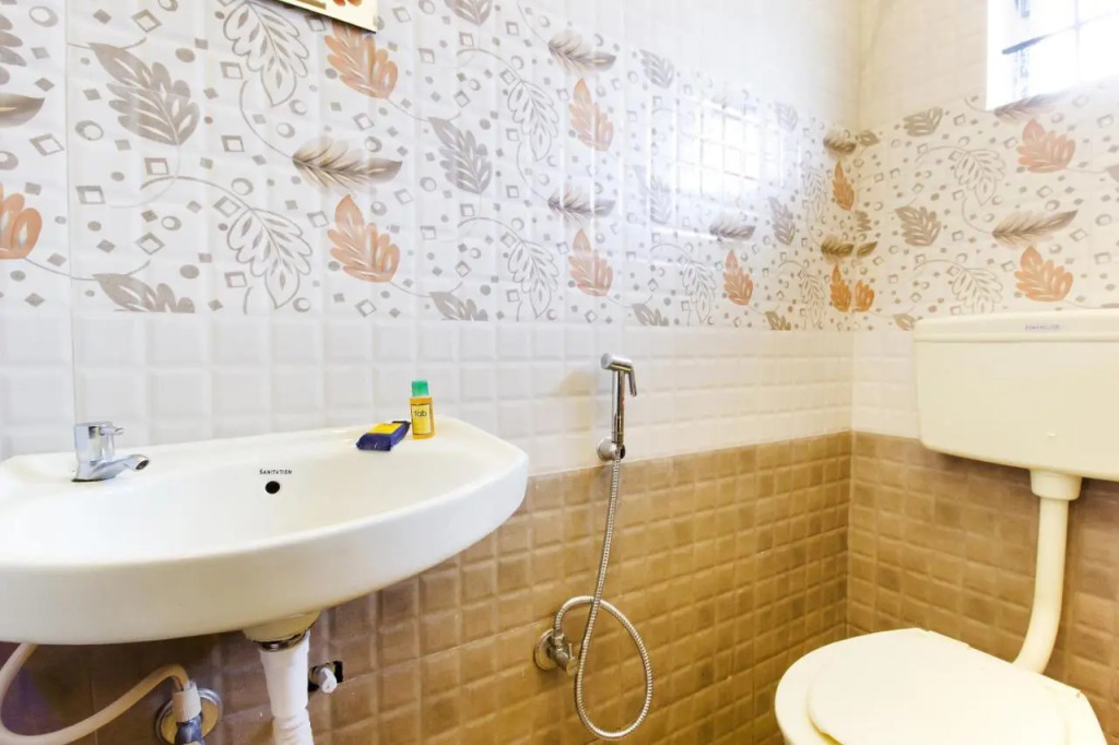Ути: Fabexpress Grand Castle Hill Resorts