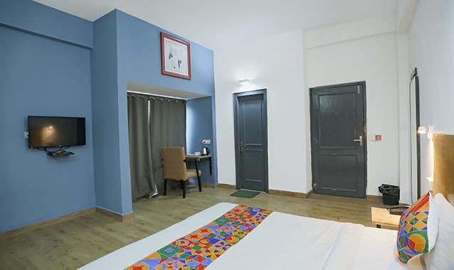 Нойда: FabHotel F9 H Block Sector 51