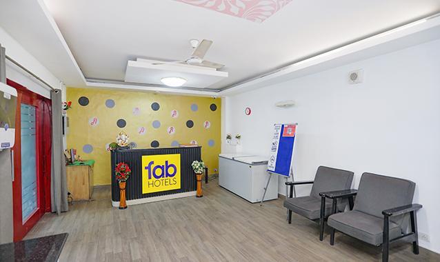 Нойда: FabHotel F9 H Block Sector 51
