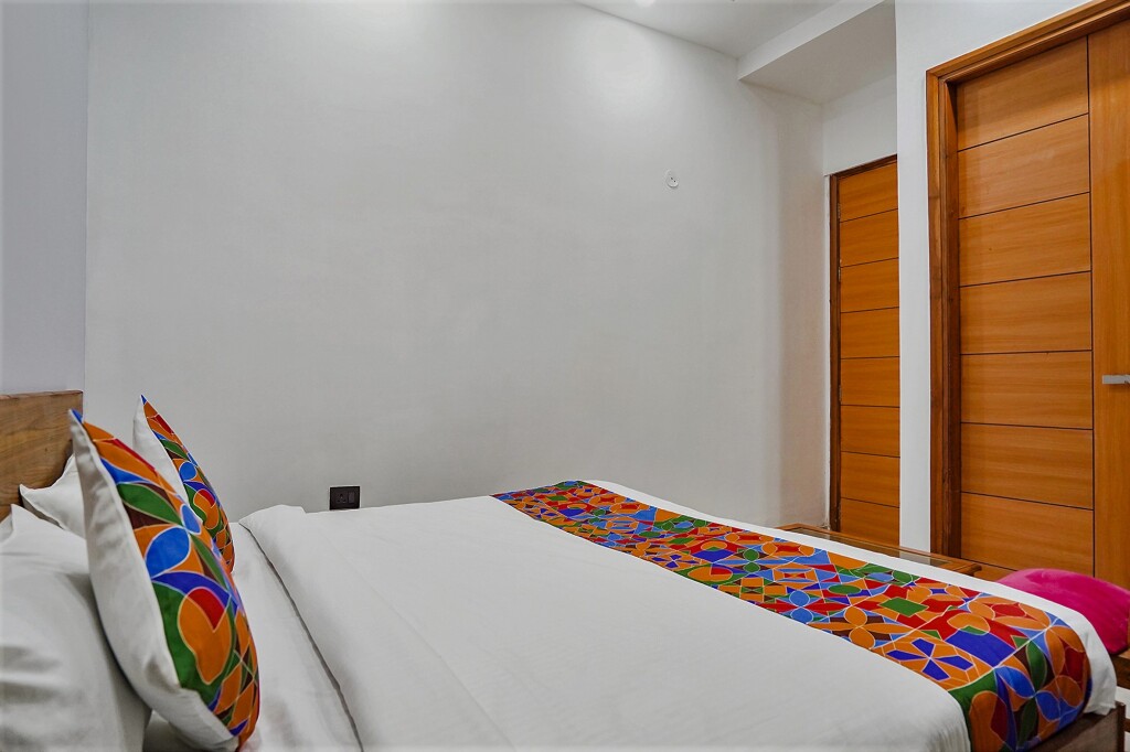 Нойда: FabHotel F9 Noida Sector 56