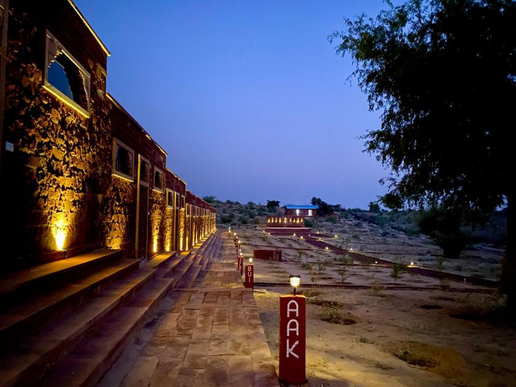 Khiyansaria: Kaner Retreat - India's First Desert Botanical Resort
