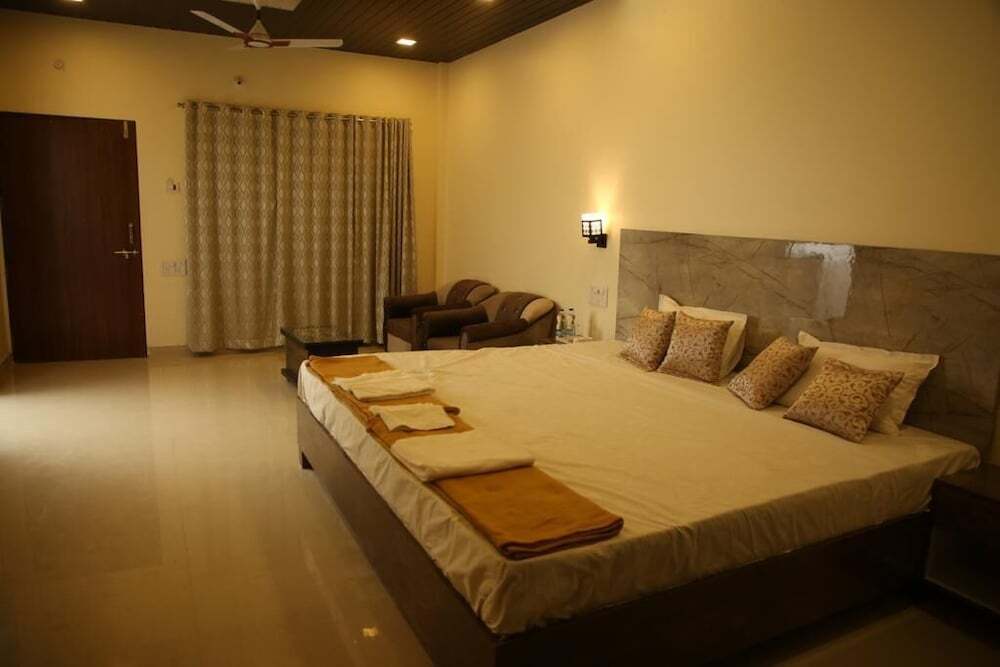 Ashoka Lawns and Resort — фото 4