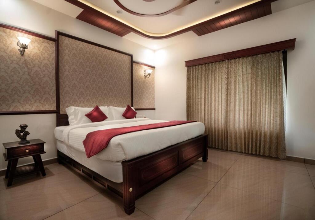 Султан-Батери: Wayanad Mace Mansion