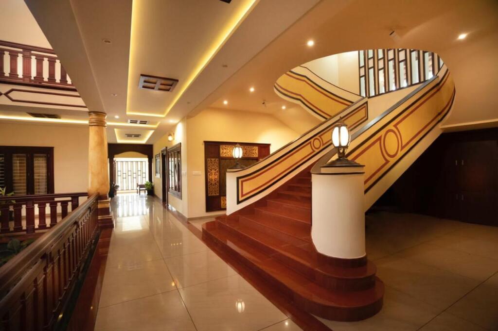 Султан-Батери: Wayanad Mace Mansion