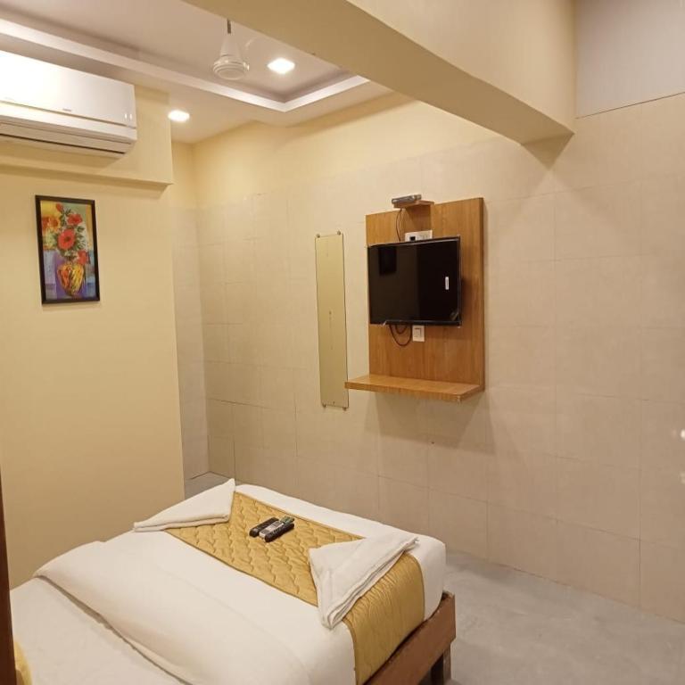 Мумбаи: Hotel New Sarah Inn, Andheri West