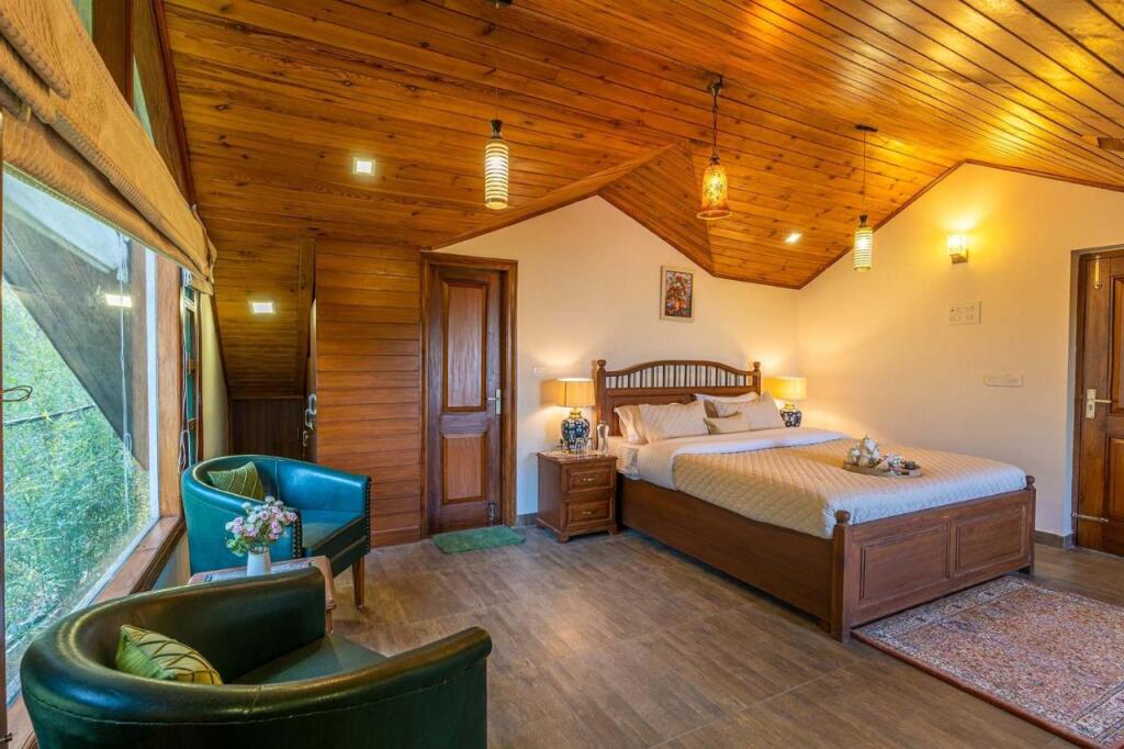 Мумбаи: Stayvista at Floradale 5bhk