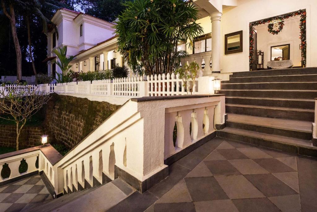 Альто-де-Порворим: StayVista at La Bougainvillea