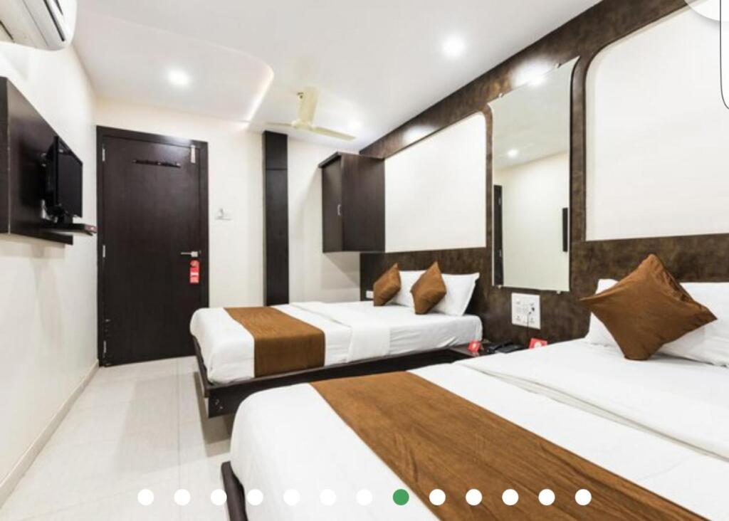 Мумбаи: Hotel Guestinn Residency