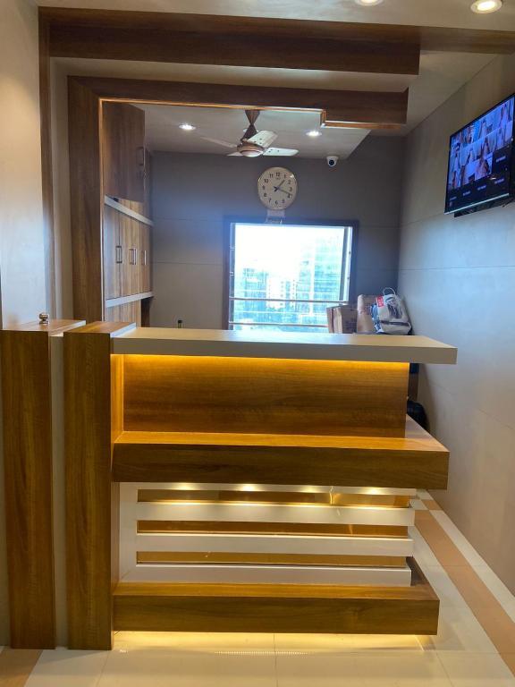 Мумбаи: Hotel Bkc Crown - Near Trade Centre
