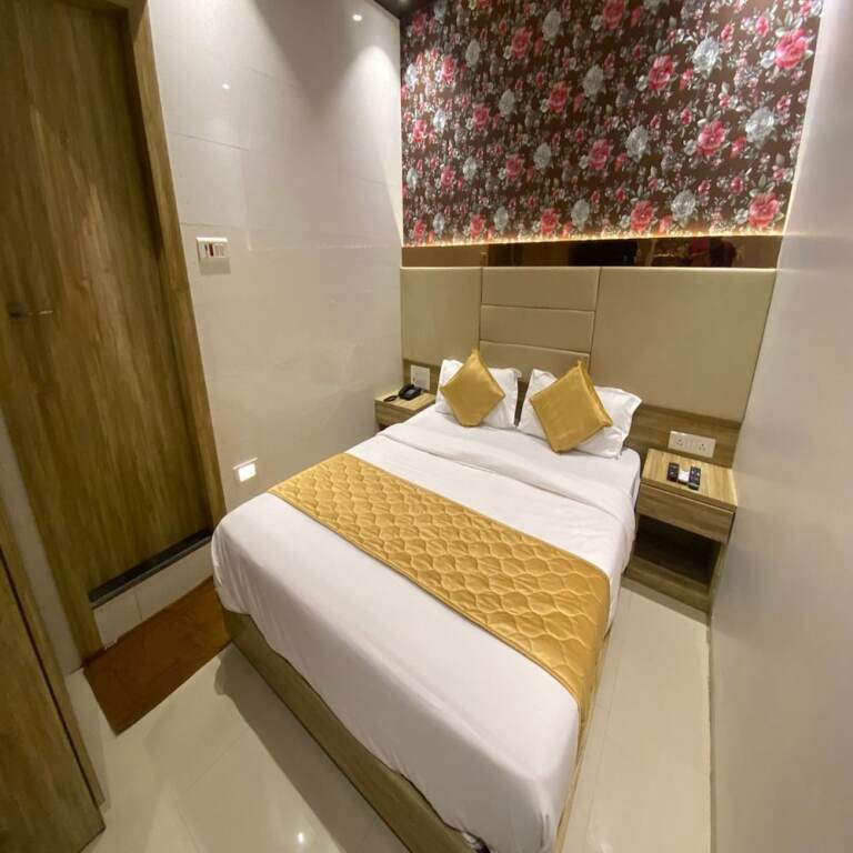 Мумбаи: Hotel Bkc Crown - Near Trade Centre