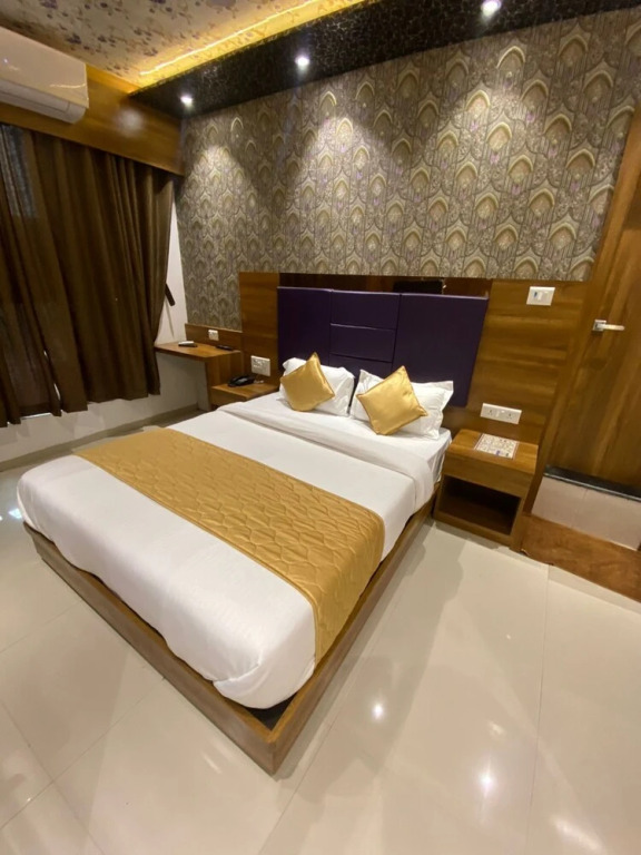 Мумбаи: Hotel Bkc Crown - Near Trade Centre