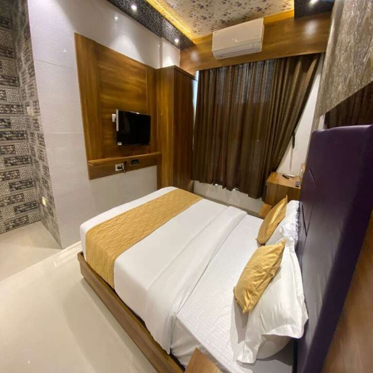 Мумбаи: Hotel Bkc Crown - Near Trade Centre