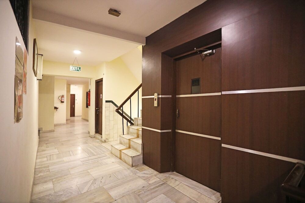 Нью-Дели: Capital O 10750 Hotel Vivek