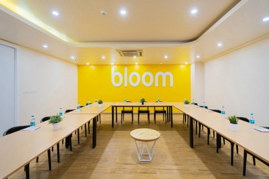 Хидерабад: Bloom Hotel - HITEC City