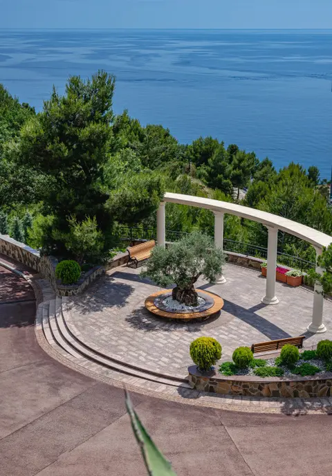 Береговое (Ялта): Отель Крымский Бриз Hotel & Villas